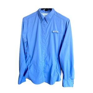 Size Small Columbia Women’s Snap Down Shirt